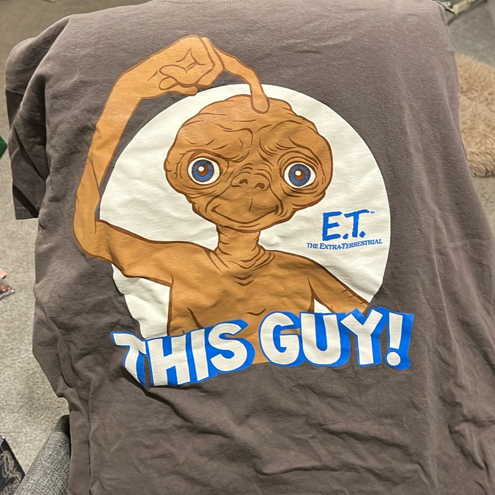 E. T. The extraterrestrial T shirt